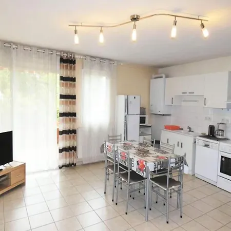 Apartment 2 For 4 People
